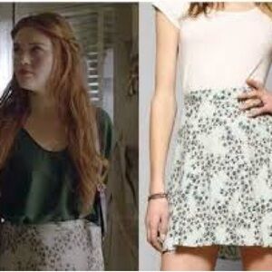 Kimchi Blue Floral Skater Skirt in Cream and Gray